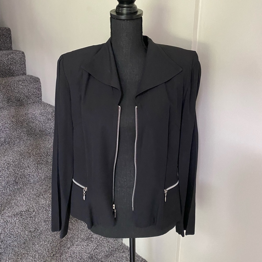 Lois Snyder Dani Max Blazer - Size 12 - Color Black